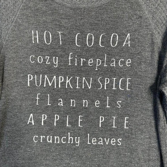 Grey & white Fall long sleeve top Woman's Medium‎ #autumnvibes - Picture 2 of 5